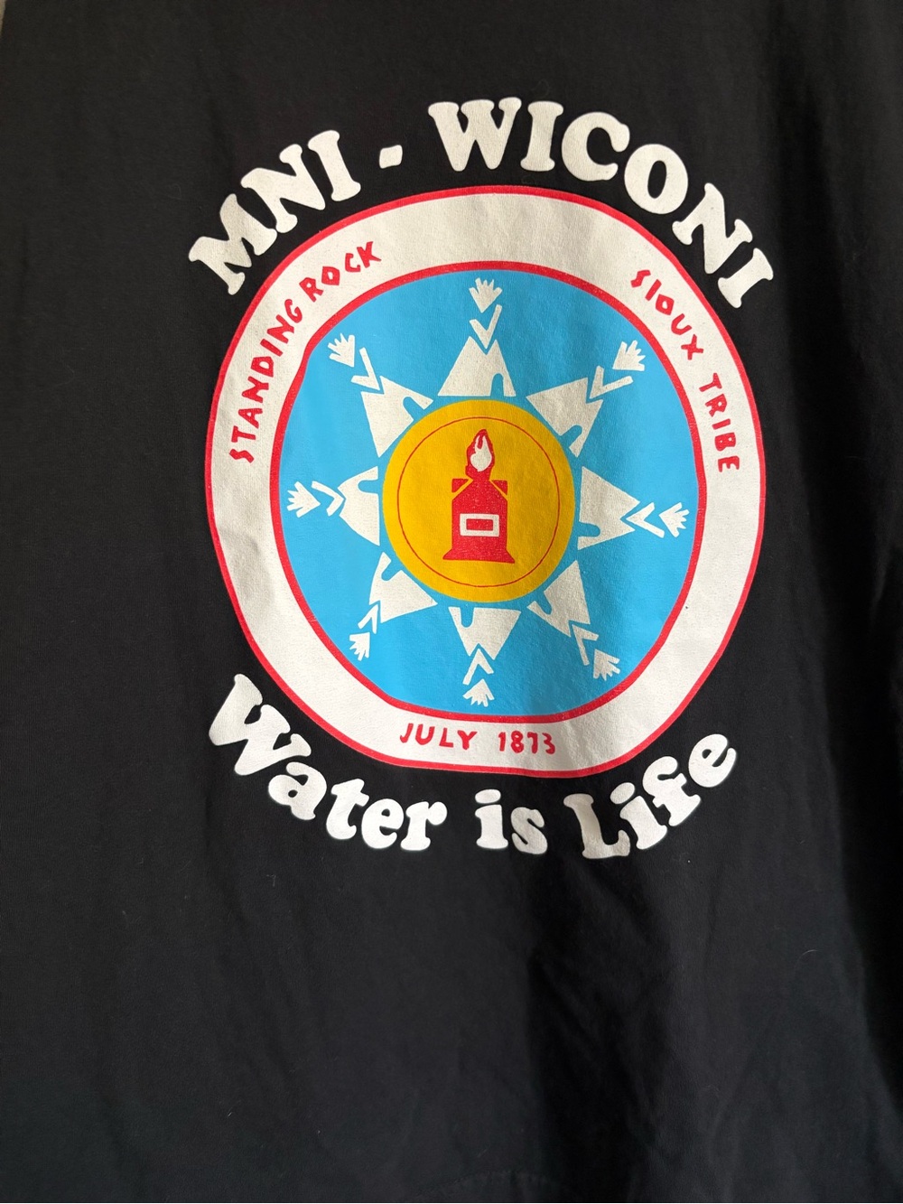 Mini-Wiconi "Water is Life" STANDING ROCK Graphic Tee